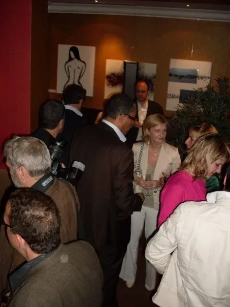 Photographie d’archive : Exposition Hôtel Montfleuri Arc de Triomphe ,vernissage 4 ju