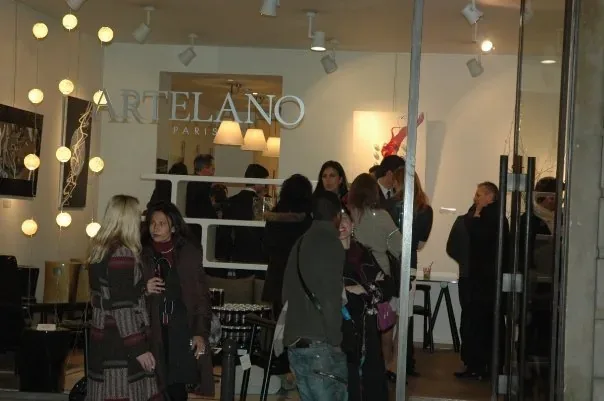 Photographie d’archive : Galerie Artelano 54 rue de Bourgogne 75007 Paris jusqu' 30