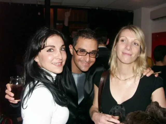 Photographie d’archive : Inauguration du Mécène Café - Paris